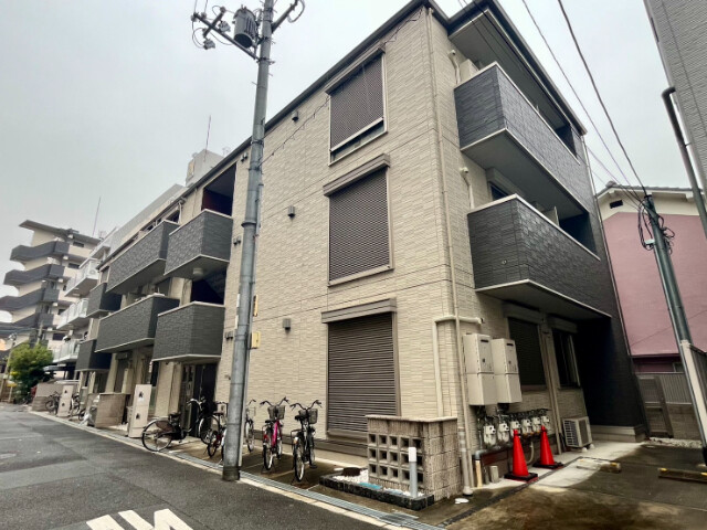 11738215/外観1