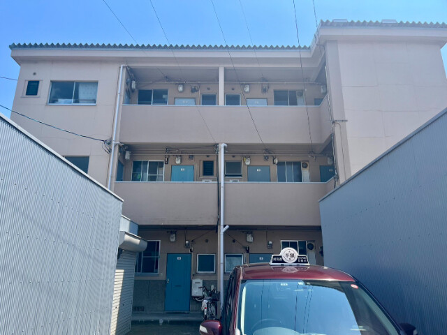 12989561/外観1