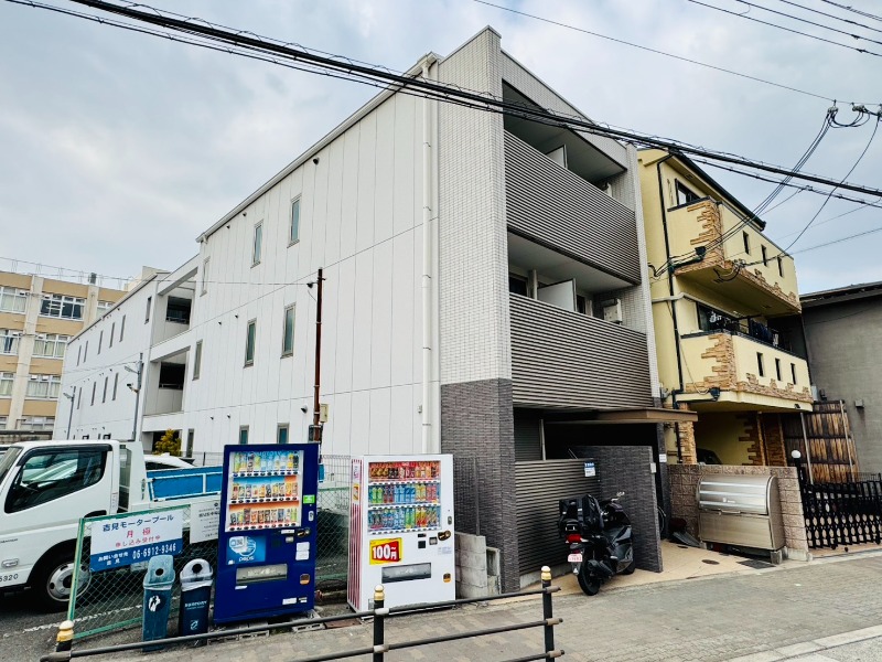 13667535/建物外観